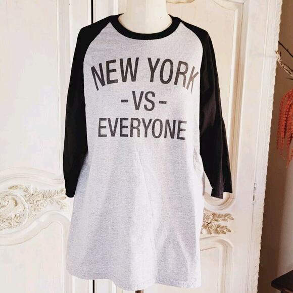 Vintage New York Vs Everyone Sporta Shirt By GILDAN Size L - Picture 1 of 4